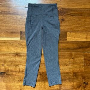 Lululemon Women’s Charcoal Heather Grey Leggings Size 2